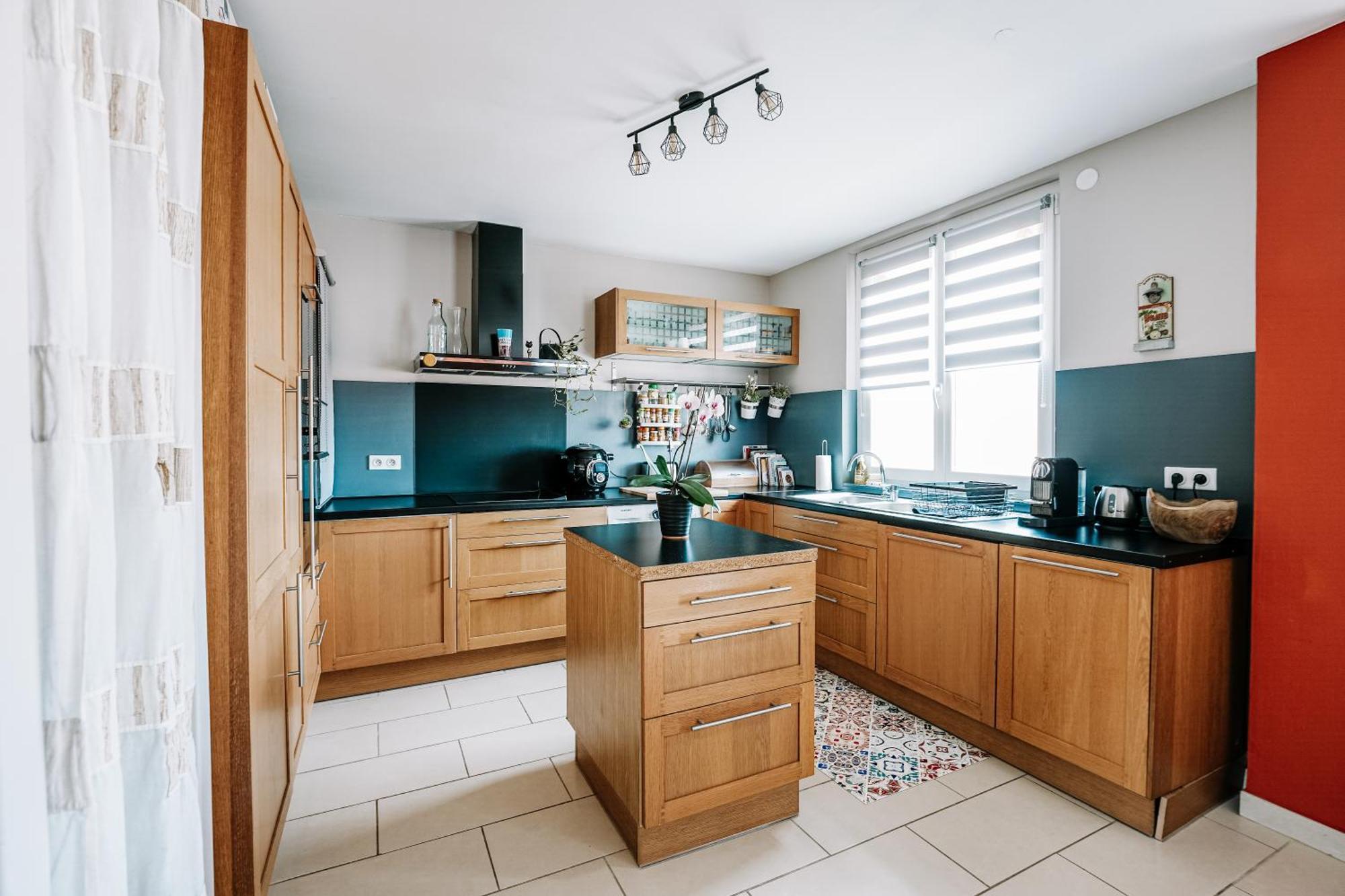 T3 Cosy Et Lumineux Avec Garage A 2 Pas Du Centre ! Apartment Nimes Exterior photo